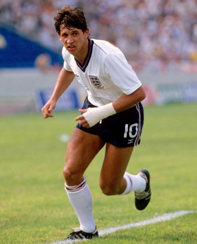 世界杯官方平台入口-【话题】生涯零红牌！提起“球场天使”，你最先想起谁？