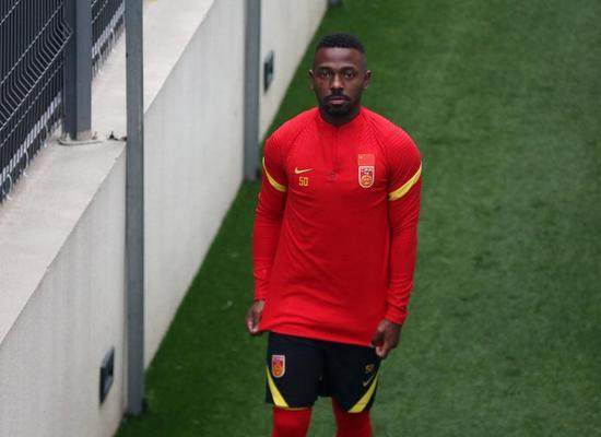 世界杯比赛观看软件-费南多确认无缘40强赛余下全部比赛 6月2日离队